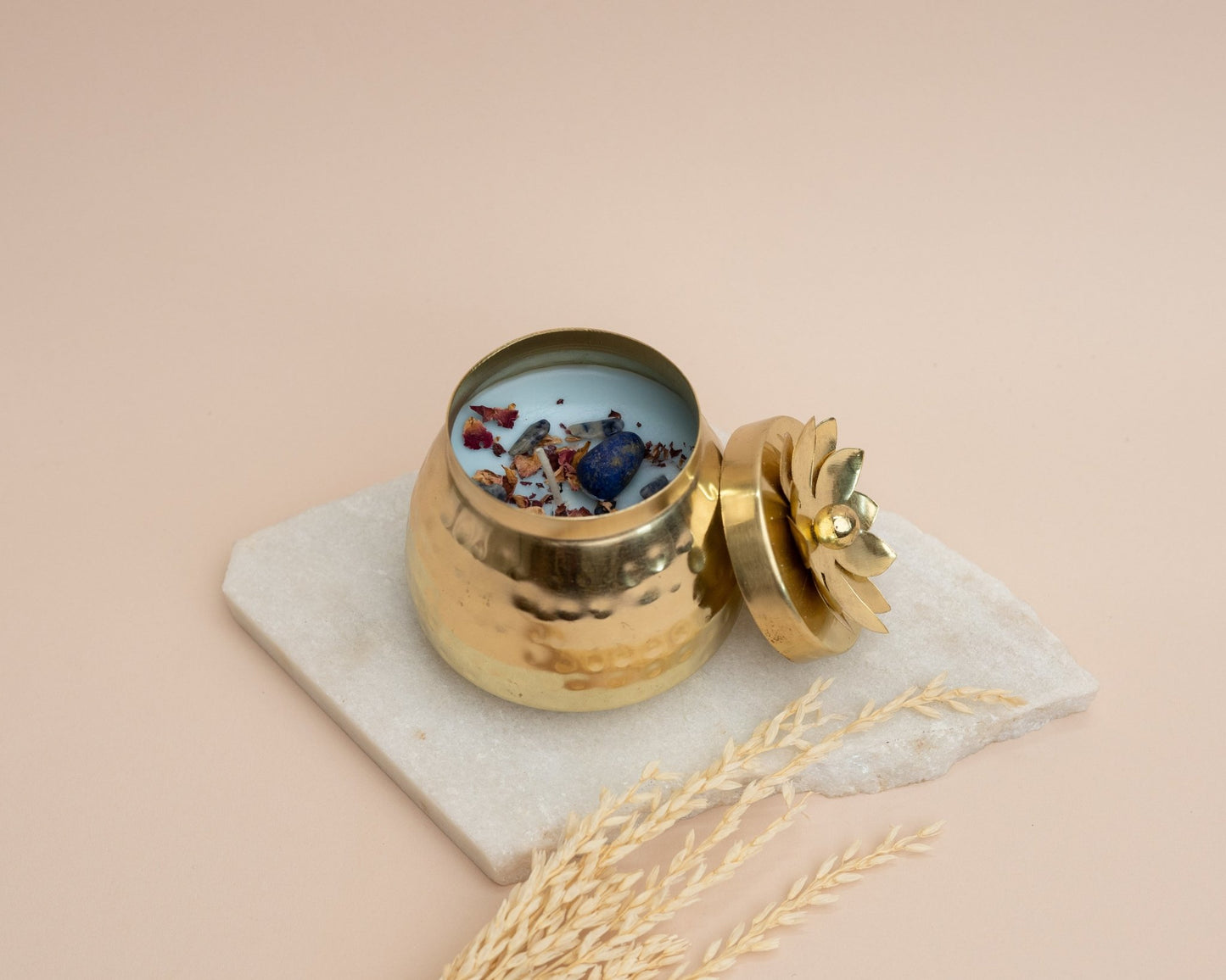 Throat Chakra Crystal Candle - Bodh Crystal CA